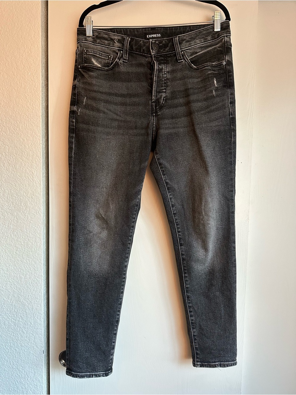 Express Men’s Charcoal Gray Skinny Jeans